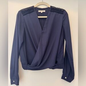 LIKE NEW! Navy crossover blouse with lace shoulder detail - Size Small